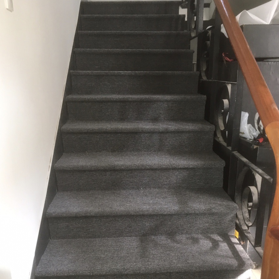 Trải Thảm Cầu Thang Văn Phòng – Hoà Xuân – Đà Nẵng